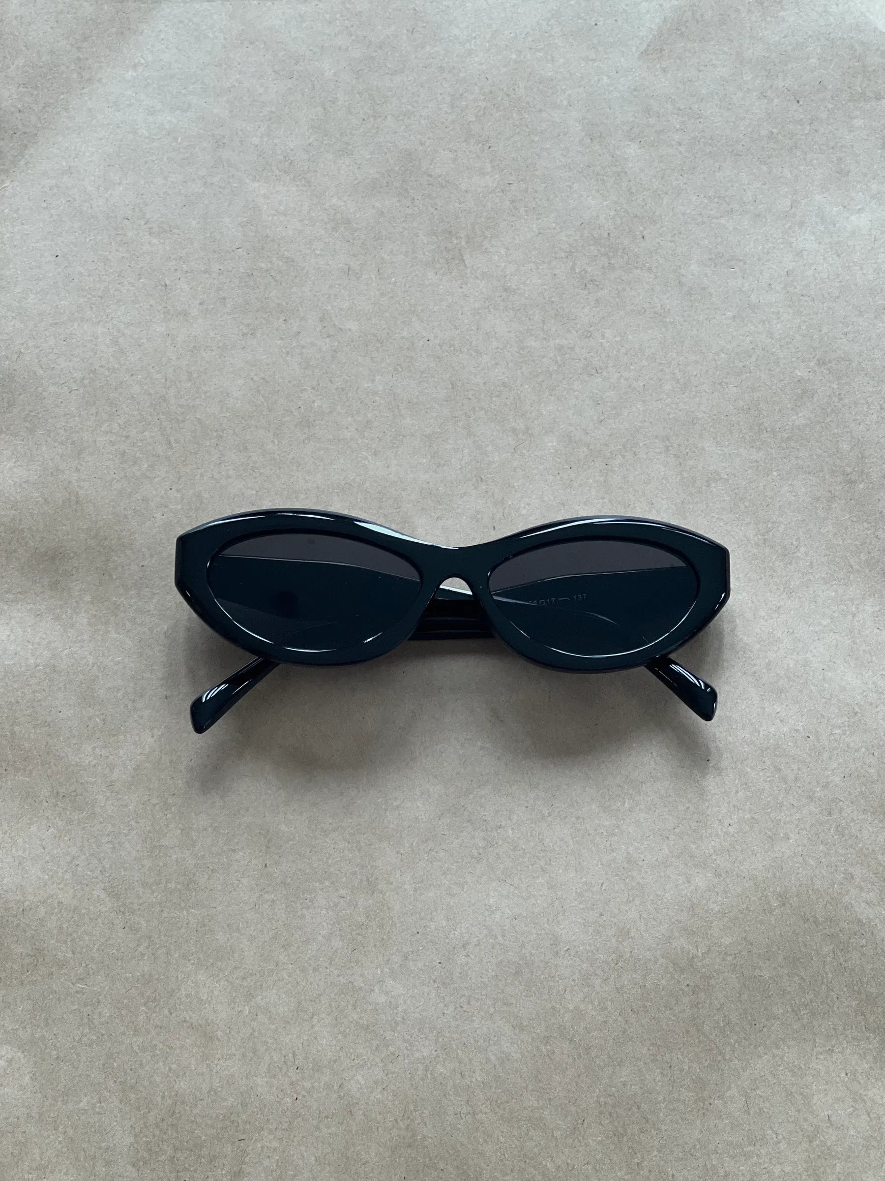 Sharp Cat Eye Sunglasses