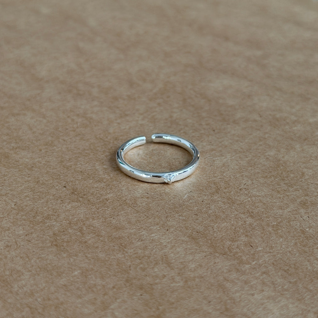 Plum Detail Open Ring