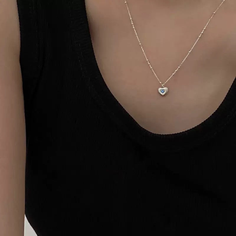 Striped Heart Blue Stone Necklace